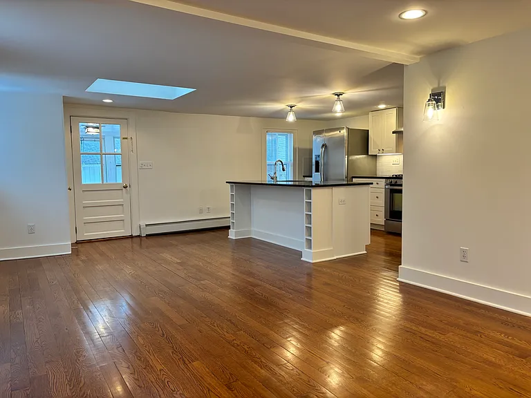 156 Bungalow Ave — Photo 8