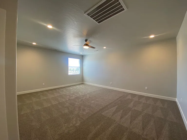 1157 S 4380 W — Photo 16