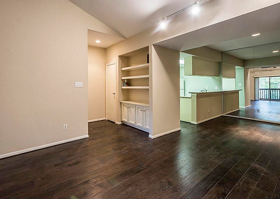 1st image of 11711 Memorial Dr APT 540