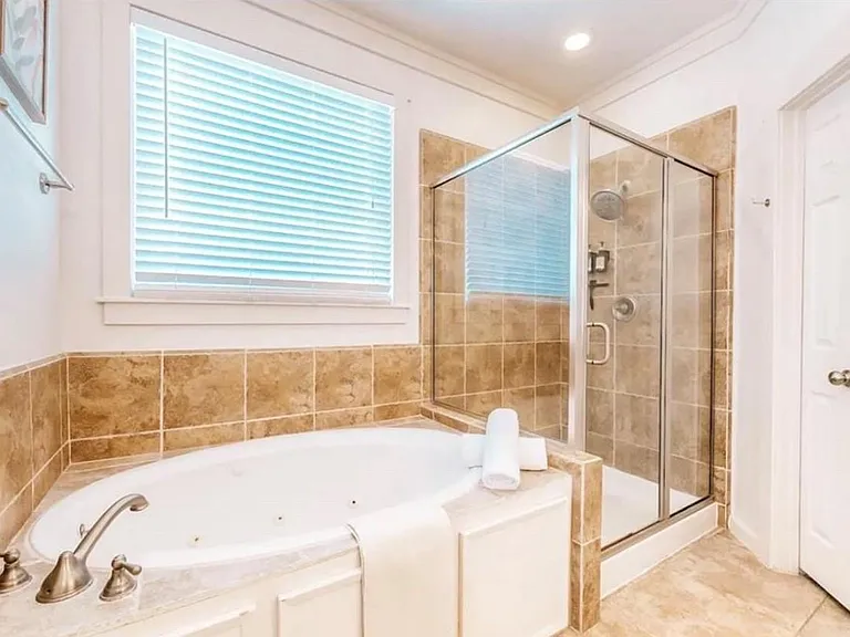 5303 Nett St #A — Photo 14