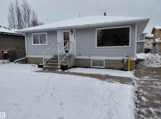 10451 157th St NW, Edmonton, AB T5P 2V6