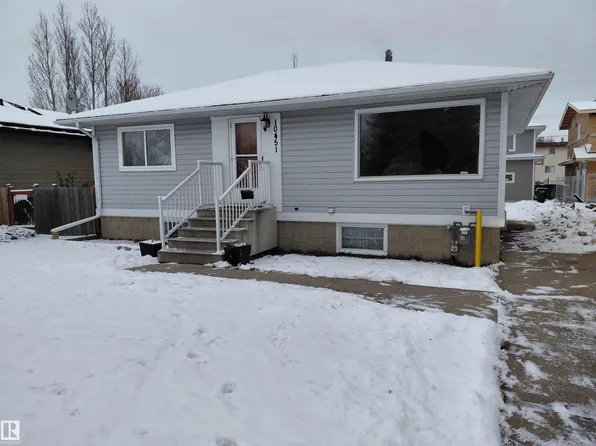 10451 157th St NW, Edmonton, AB T5P 2V6