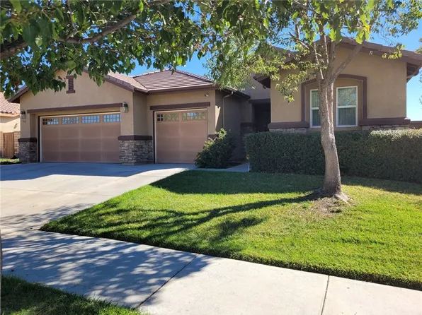 948 Cornflower Dr, Hemet, CA 92545