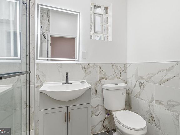 4th image of 2116 N 17th St