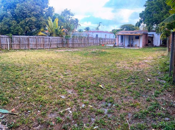 536 NE 74th St, Miami, FL 33138