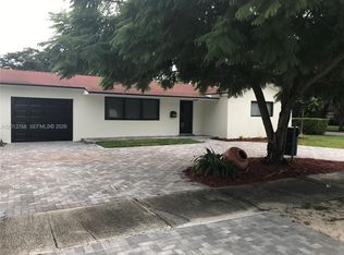 9401 SW 64th Ter, Miami, FL 33173