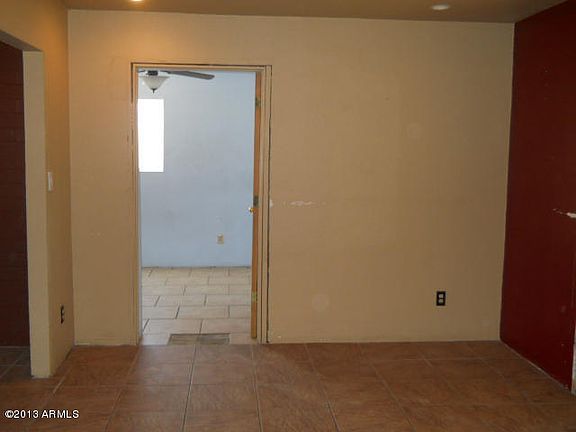 5th image of 3927 W Burgess Ln