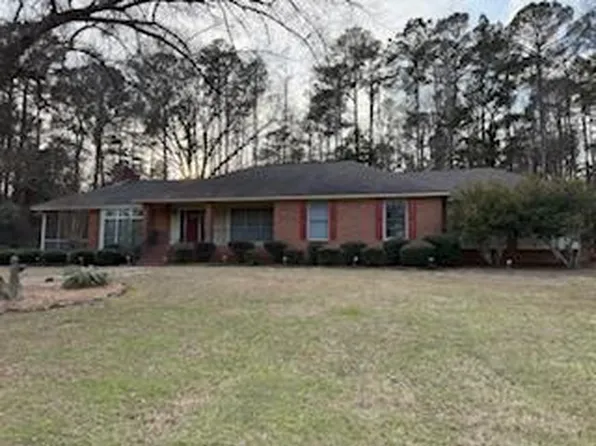 96 Clark Hill Dr, Eufaula, AL 36027