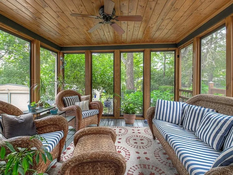 5609 Kenwood Ave — Photo 9