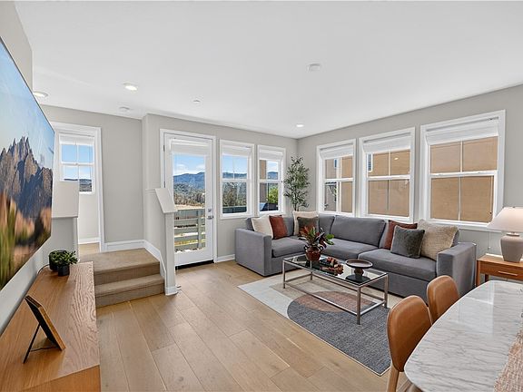 4th image of 32 Welltree Way