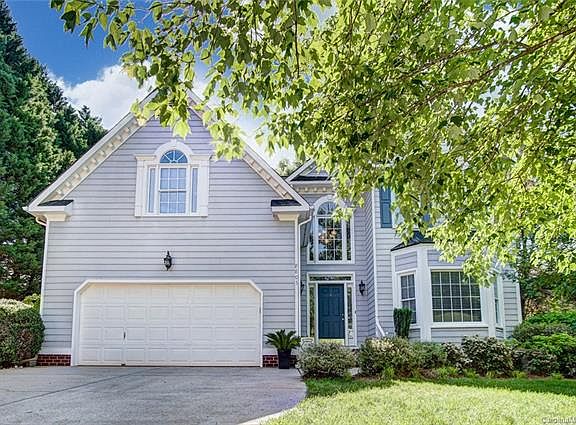 2nd image of 8805 Briarstone Ln