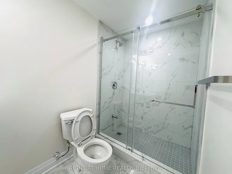 26 Goodview Rd #BASEMENT — Photo 8