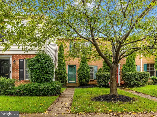 522 Essex Pl, Frederick, MD 21703