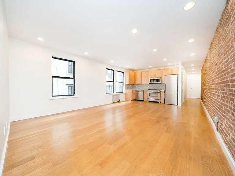 654 W 161st St #3H — Photo 1