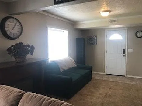 179 N 470 W #B — Photo 12