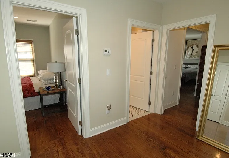 52 Morris Ave #B — Photo 16
