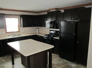 17182 Canmore St, Macomb, MI 48044