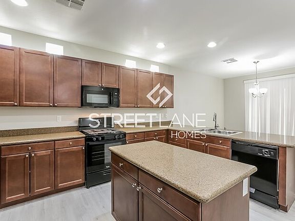 5th image of 3649 Austell St