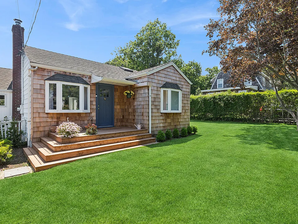 15 Indian Hill Rd