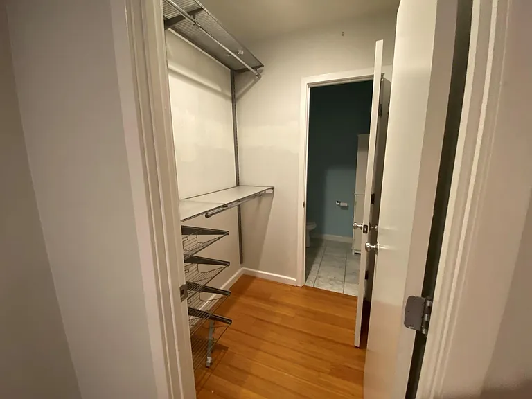 1661 Washington St #403 — Photo 7