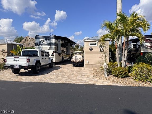 2nd image of 5279 Cypress Trail Resort Cir