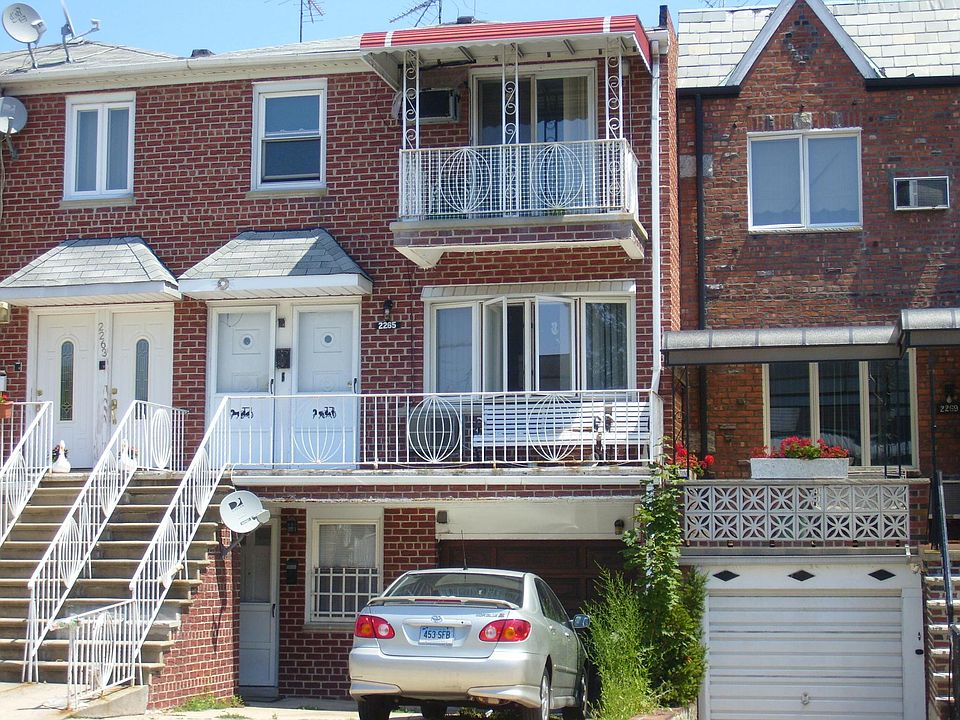 1st image of 2265 E 28th St Floor 3