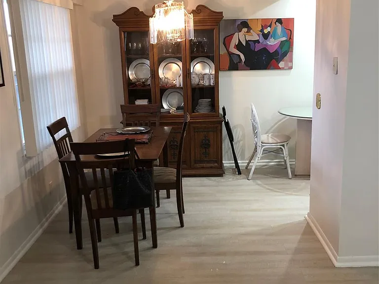 850 SW 133rd Ter #B406 — Photo 8