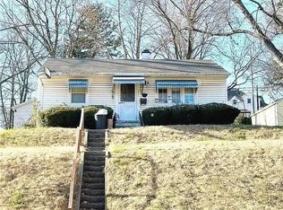 1812 S 22nd St, Saint Joseph, MO 64507