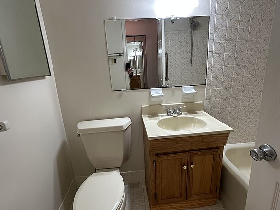 5th image of 3600 Rustic Ln #234-1-1