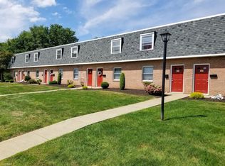 705 Hemlock Sq, Zelienople, PA 16063