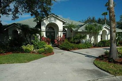 1st image of 4025 Escondito Cir