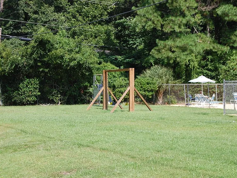 10301 N Kings Hwy #10-2 — Photo 24