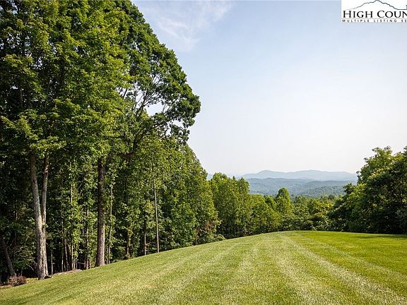 5th image of 3286 Eagle Heights Cir