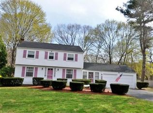 24 Winsor Dr, Barrington, RI 02806