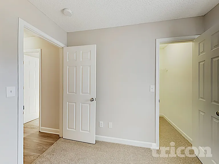 2008 Sunset Village Dr — Photo 10