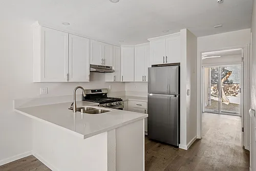 3150 Rockview Photo 1