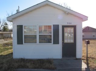 306 W Wells St, Carl Junction, MO 64834