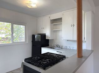 521 Adams St NE #3, Albuquerque, NM 87108