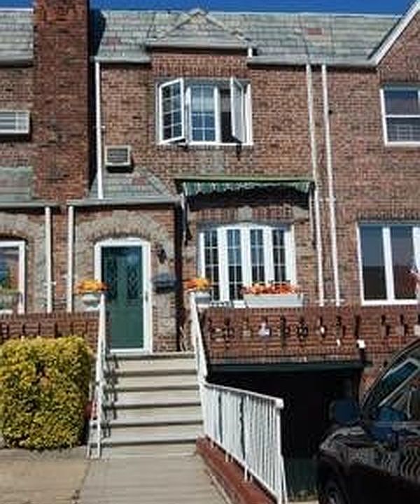 1st image of 3911 Avenue