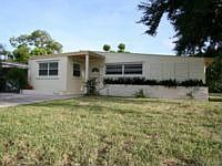 1st image of 1585 NE 138th St