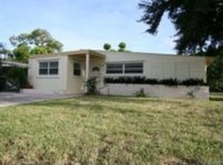 1585 NE 138th St, North Miami, FL 33161