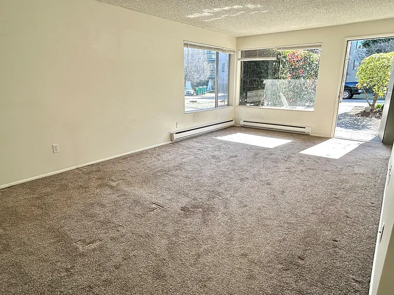 1428 NW 61st St — Photo 12