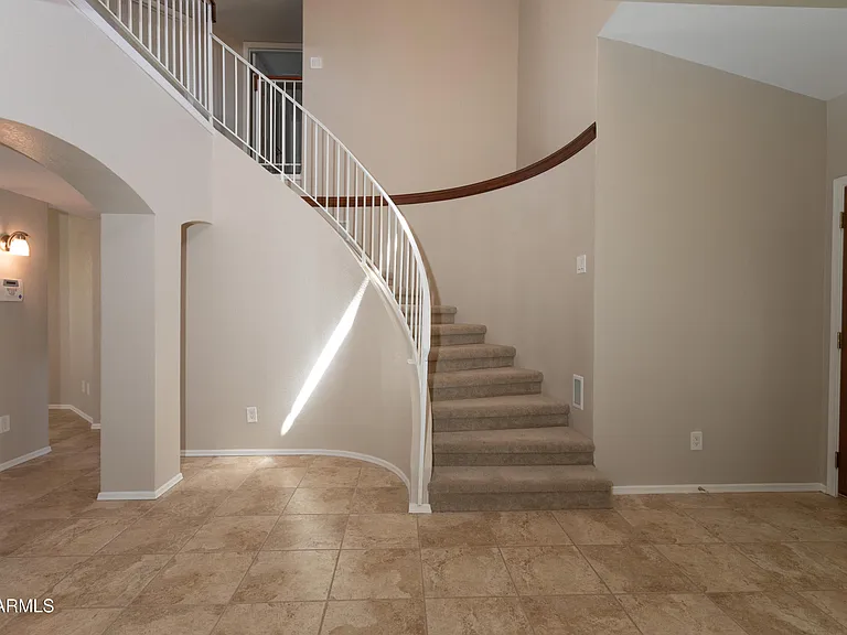 10930 E Hope Dr — Photo 8