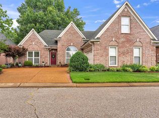 924 Warwick Oaks Ln N, Collierville, TN 38017