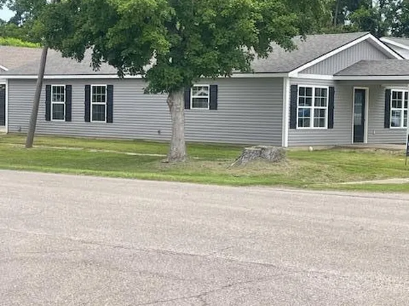 101 E Saint Francis St, Dexter, MO 63841