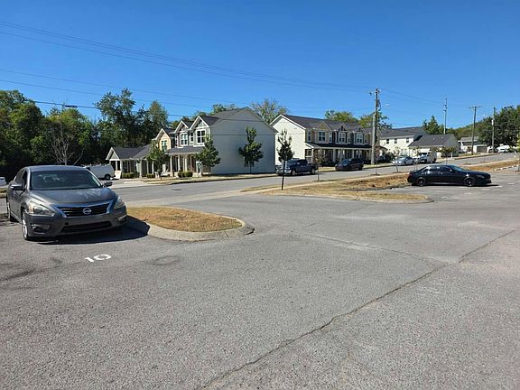 4th image of 1945 Lombardia Ln