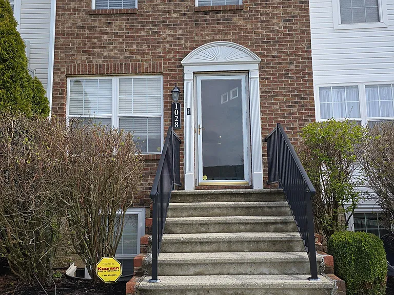 1028 Hartford Village Blvd #B — Photo 19