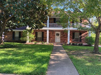 106 Buttercup St, Lake Jackson, TX, 77566