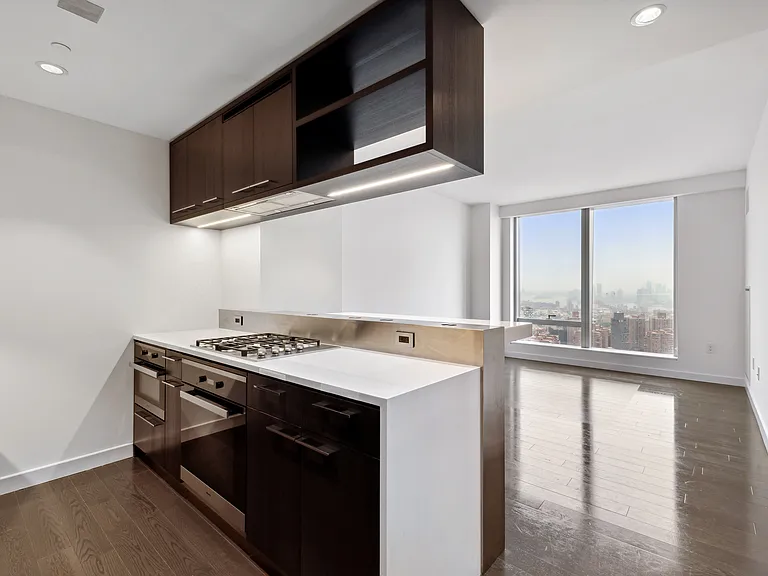 252 South St #47E — Photo 7