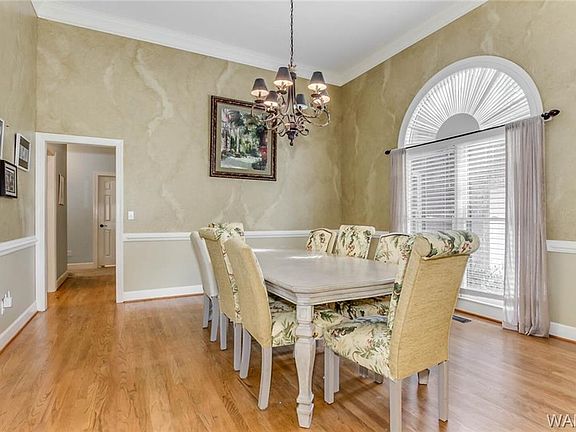 5th image of 3973 Gaineswood Ln